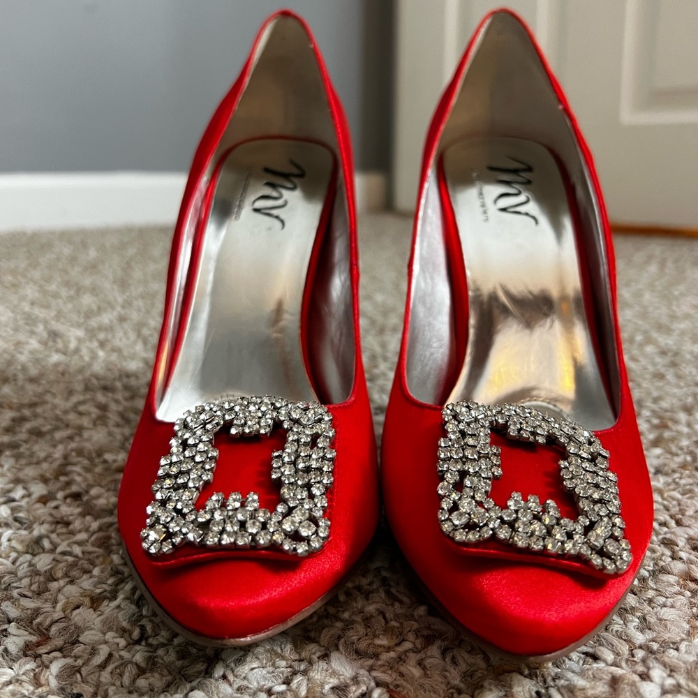 ‼️‼️Stunning Red MV Heels!‼️‼️